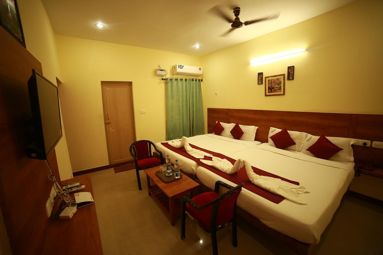 Mrk Inn Pondicherry Exteriör bild
